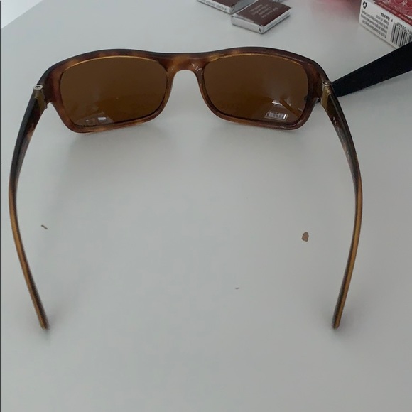 Prada sunglasses - Picture 1 of 4